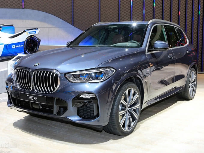 泛亚电竞官网_
「足球狗」欧冠复盘:利物浦2-3马竞 西蒙尼的大师级防守还击战(图3) 泛亚电竞